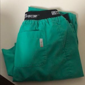 Grey’s Anatomy scrubs